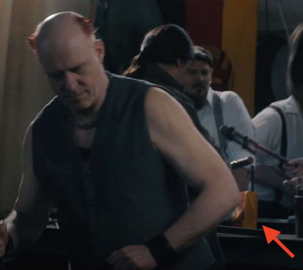 Original DDR Wimpel Flagge - Requisite aus dem Video "Loch in der Mauer"